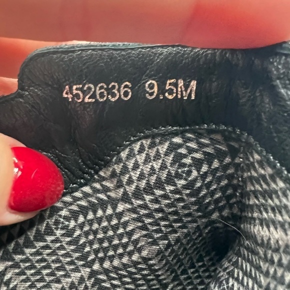 NWOT Aquatalia Black Booties Size 9.5 - Picture 8 of 8